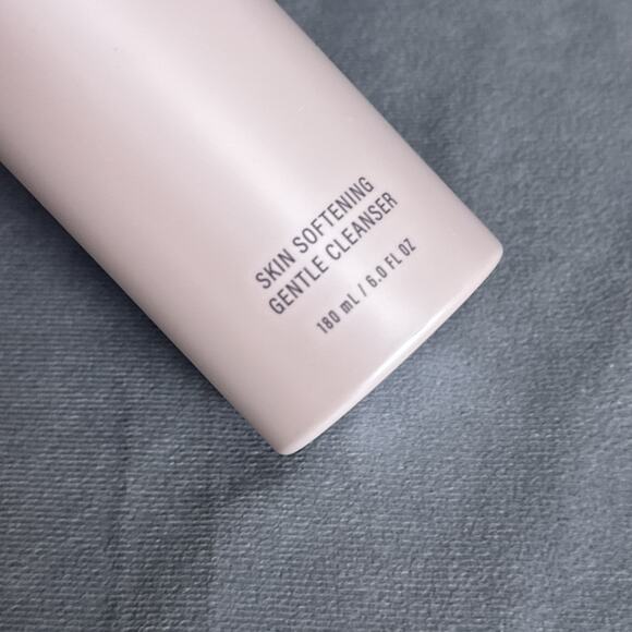 Meaningful Beauty Cindy Crawford Skin Softening Gentle Cleanser 6.0 Fl Oz Sealed - Picture 3 of 6